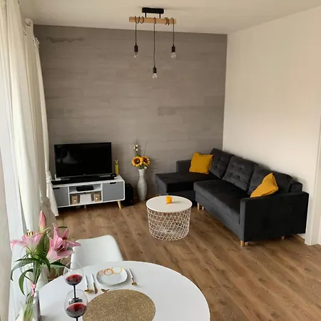 Mary - Centre, Netflix, Coffee, Self Check In Apartamento