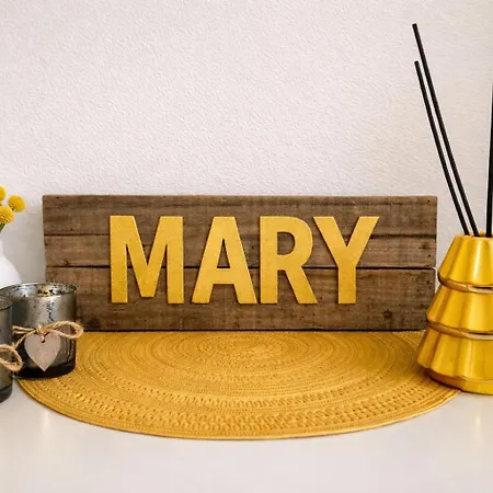 Mary - Centre, Netflix, Coffee, Self Check In דירה ברנו